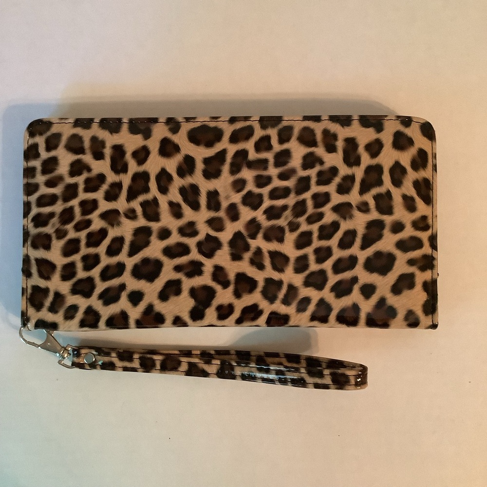 Wallet Wristlet Leopard Print New (But With A Few… - image 1